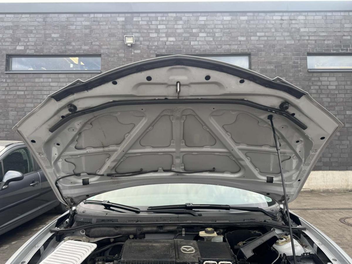 Mazda 3 BK original Motorhaube Silber 4-T&uuml;rer Limousine Bj.2004